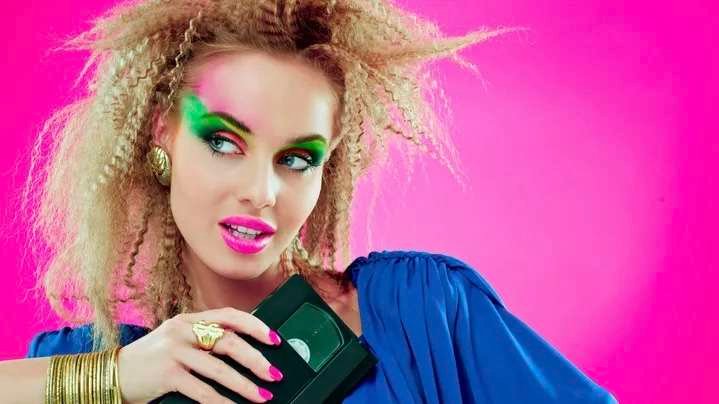 “Beauty Trends Bid Farewell: Voices of Experience Over 50 Share Nostalgic Tales”