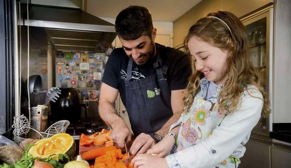 Fueling Growth: 5 Smart and Affordable Strategies for Healthy Family Eating Habits