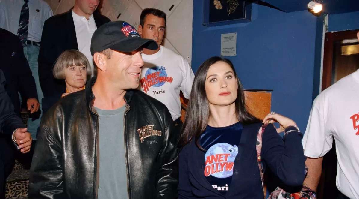 Demi Moore’s Compassion Amidst Bruce Willis’ Dementia: Navigating the Present with Strength