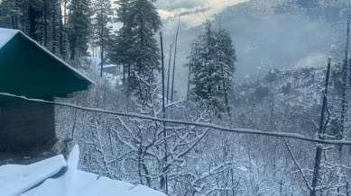“Winter’s Arrival: Himachal Pradesh Embraces First Snowfall, Disrupts 134 Roads”