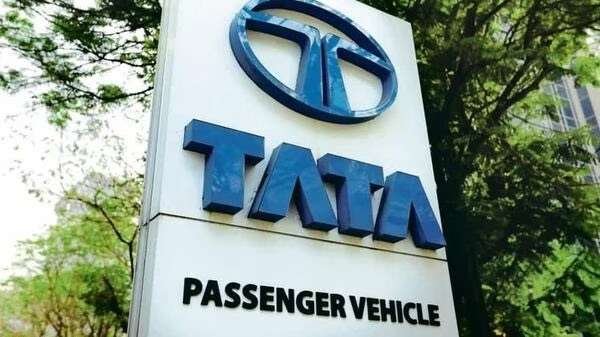 “Tata Motors Q3FY24 Triumph: Net Profit Surges 137.5% to ₹7,025.11 Crore, Driven by JLR’s Strong Sales”