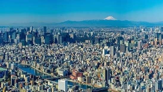 “Wanderlust Unleashed: Tokyo Tops the List of Trending Travel Destinations for 2024”