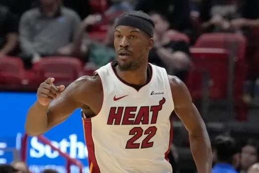“Jimmy Butler’s Aggressive Surge: Catalyst for Miami Heat’s Winning Streak and the Quest for Shooting Excellence”