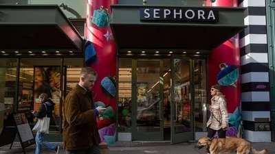 Sephora Chaos: 10-Year-Old Trend Sparks Concern Among Skincare Experts