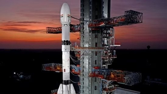 The Launch of INSAT-3DS: GSLV F14’s Journey and India’s Meteorological Aspirations
