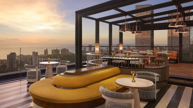 AER Rooftop Bar: Mumbai’s Elevated Nightlife Experience