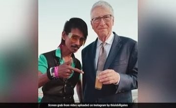 Dolly Chaiwalla: Sharing Chai and Smiles with Bill Gates in India