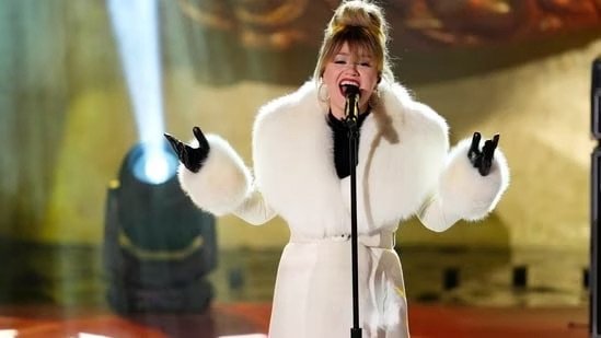 Kelly Clarkson’s Ongoing Legal Battle: Unraveling the Complexities