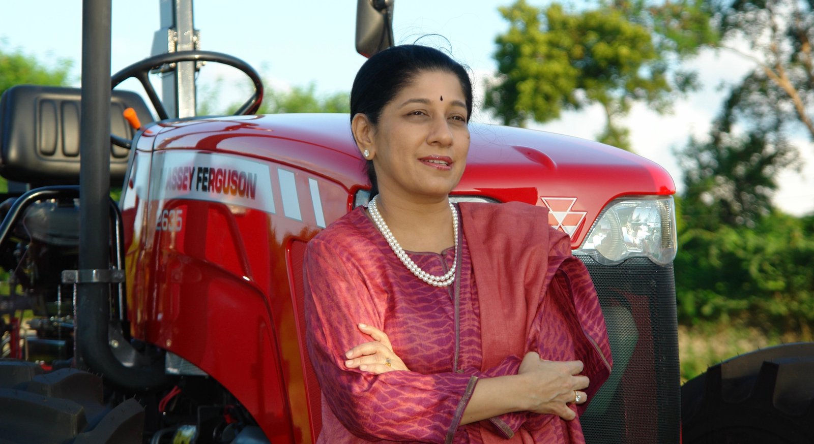 The Trailblazing Journey of Mallika Srinivasan: The Tractor Queen of India