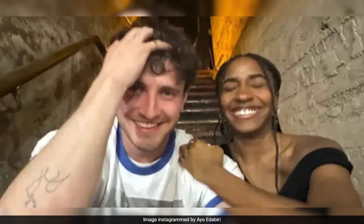 Paul Mescal and Ayo Edebiri’s Cozy Selfie Sparks Romance Rumors: A Potential Collaboration on the Horizon?