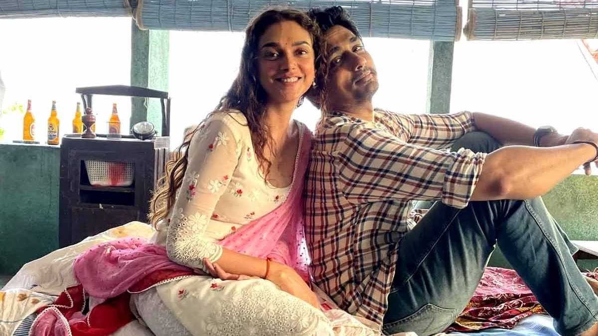 Aditi Rao Hydari and Siddharth Tie the Knot in Telangana Temple Ceremony