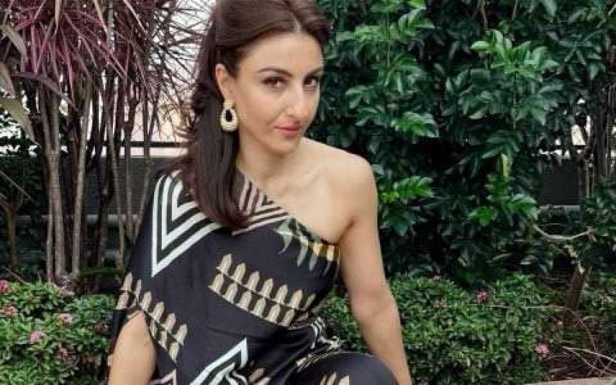Winter Glow Unveiled: Soha Ali Khan’s Skincare Secrets with Almonds for Radiant Skin
