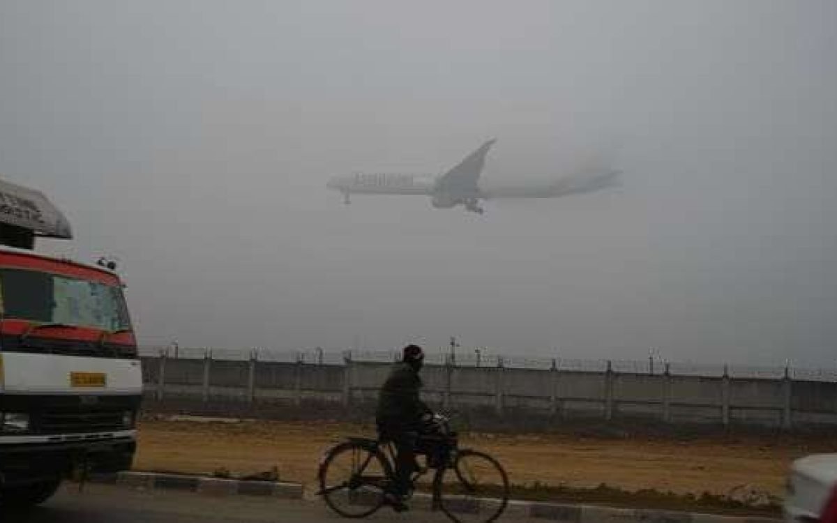 “Foggy Skies and Flight Delays: Navigating CAT-III Challenges at Delhi Airport”