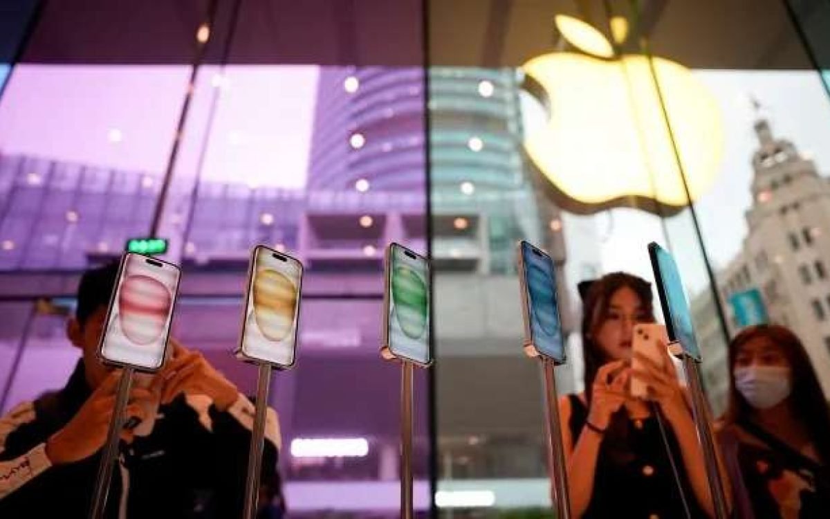 Apple’s Q4 Report: iPhone Strength Amidst Concerns Over China Business